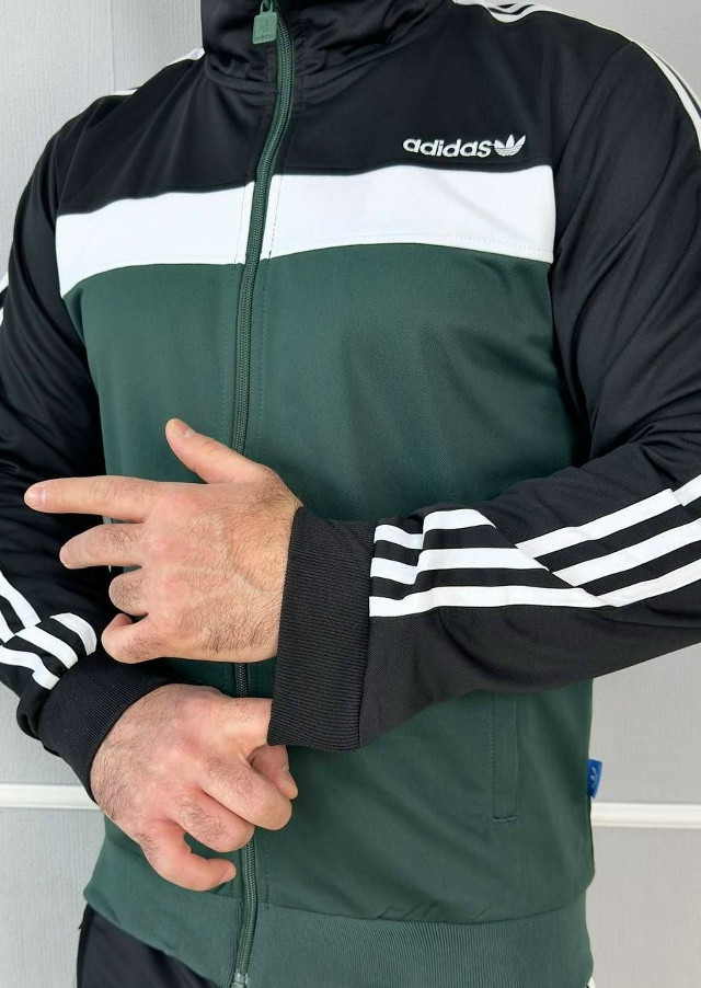 Купить СПОРТИВНЫЙ КОСТЮМ оптом Садовод Интернет-каталог Садовод интернет-каталог