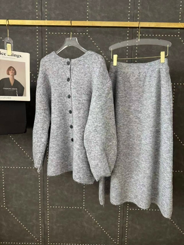 Купить Женский костюм серый оптом Садовод Интернет-каталог Садовод интернет-каталог