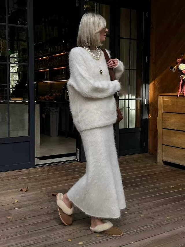 Купить Женский костюм белый оптом Садовод Интернет-каталог Садовод интернет-каталог