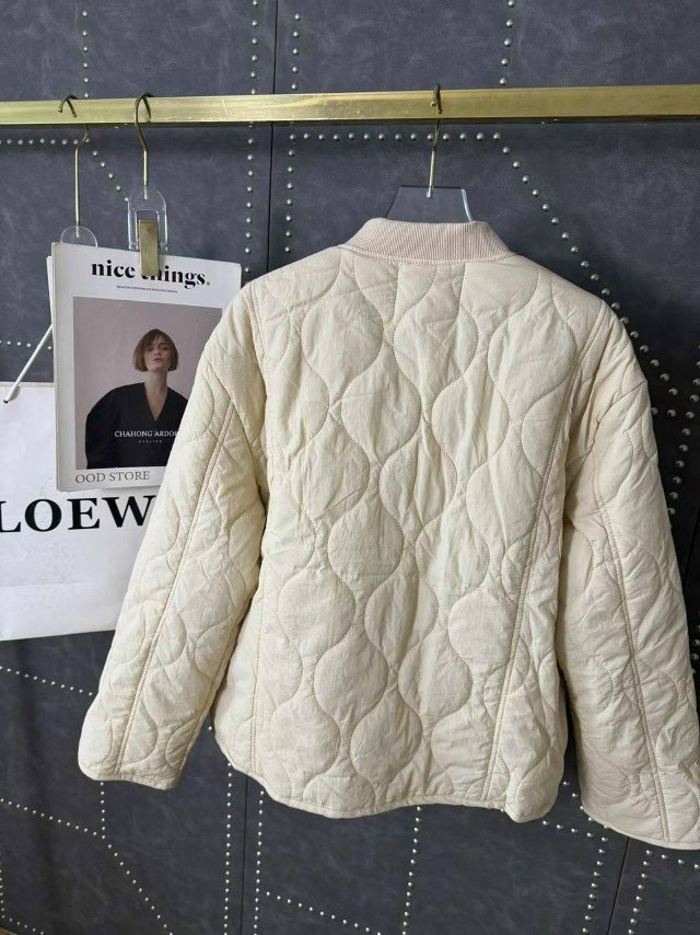 Купить Куртка женская бежевая оптом Садовод Интернет-каталог Садовод интернет-каталог