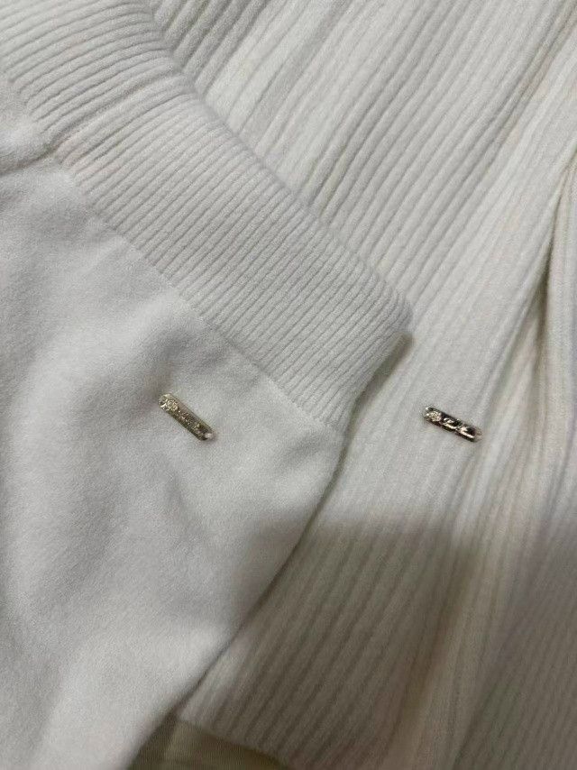 Купить Женский костюм молочный оптом Садовод Интернет-каталог Садовод интернет-каталог